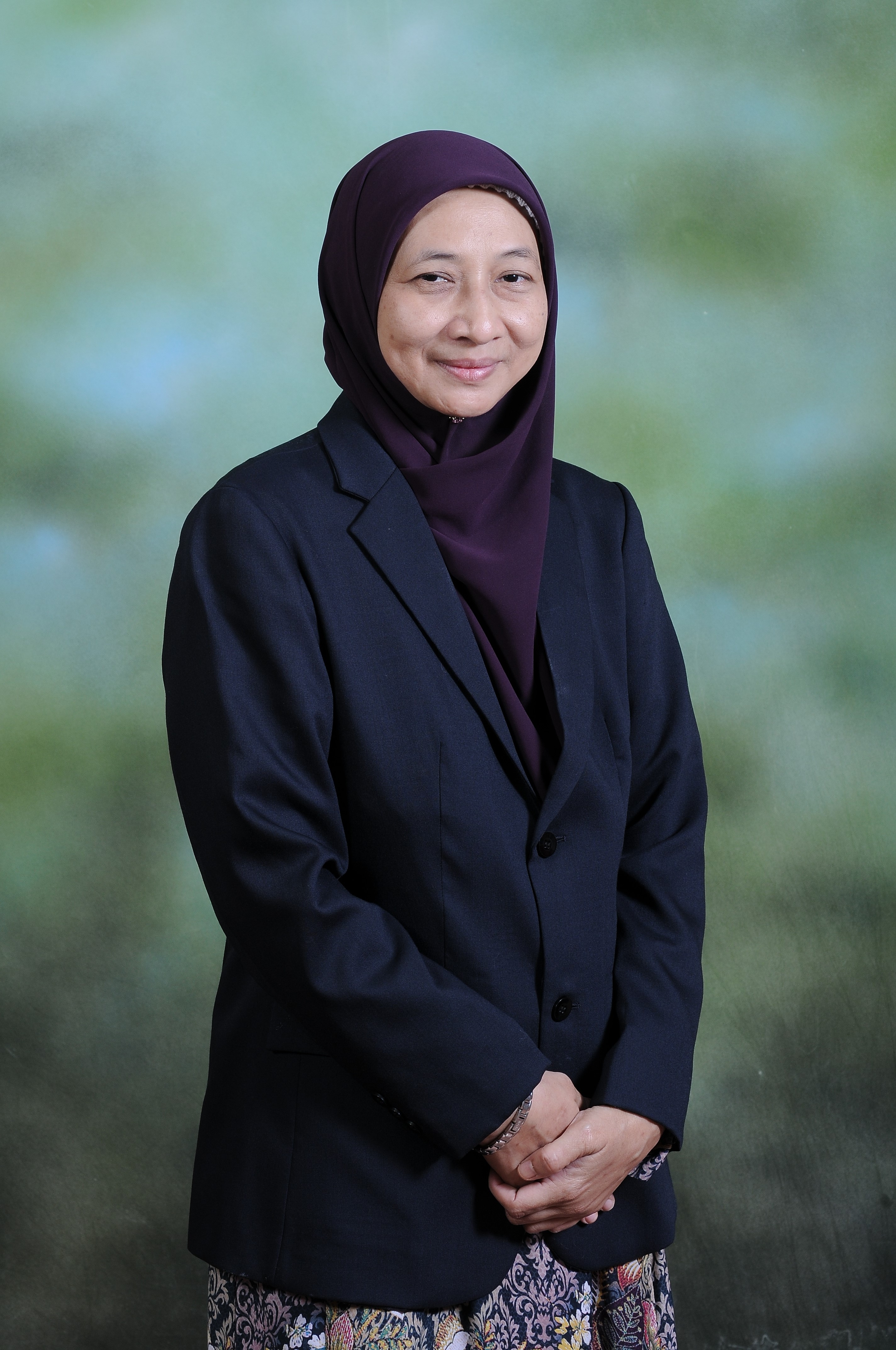 PM Dr Rapeah Deputy Dean Postgraduate Career and International