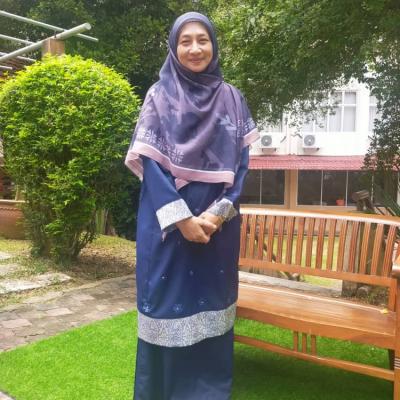 Prof. Masya Dr. Rapeah